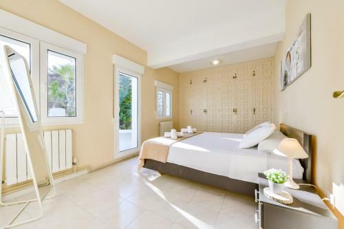 Villa Cucarres