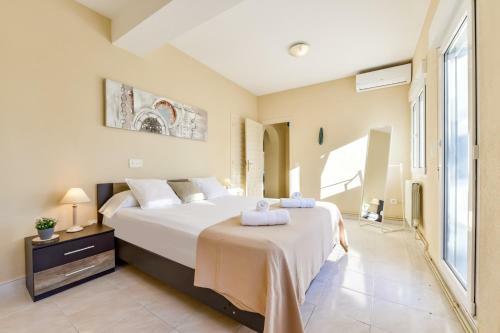 Villa Cucarres