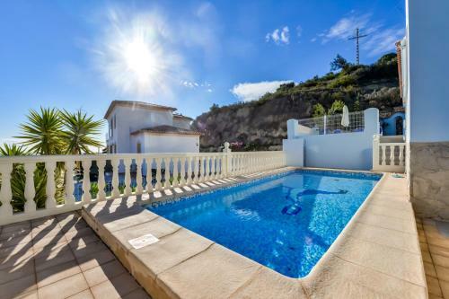 Villa Cucarres