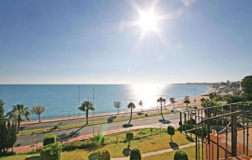 Two-bedroom Apartment Benalmadena With Sea View 04