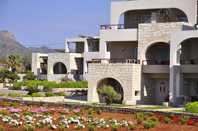 Hotel Kavos Beach