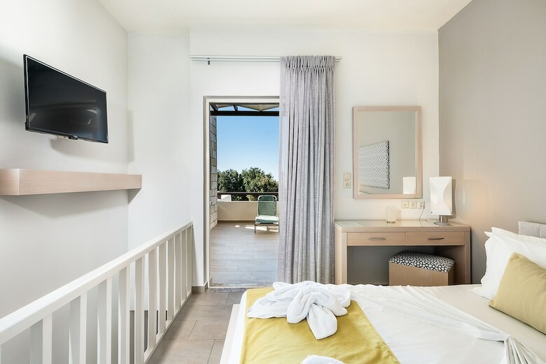 Hotel Kavos Beach