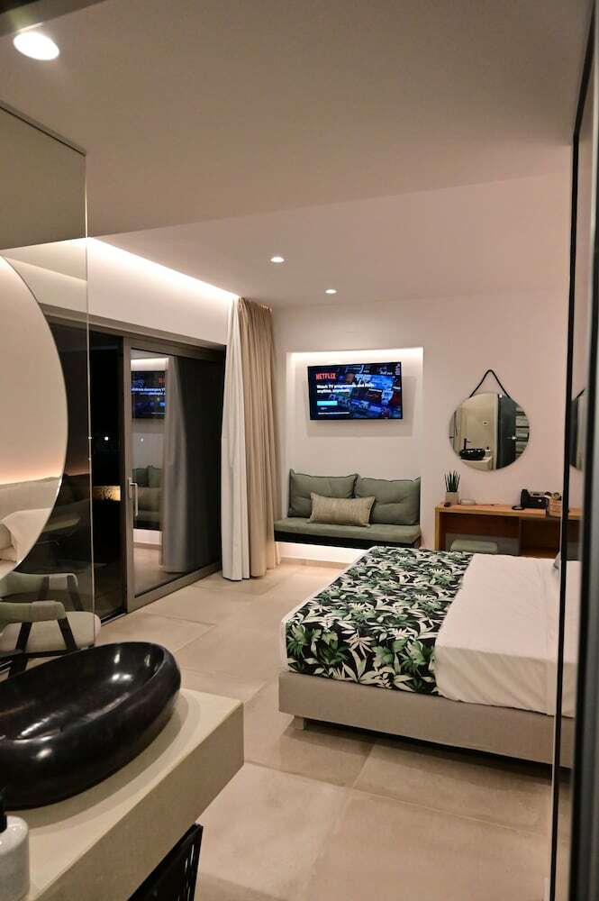 Hotel Kavos Beach