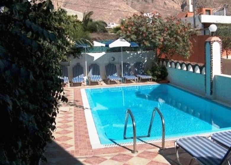 Hotel Irineos Studios