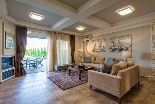 Sunny Villas Exclusive