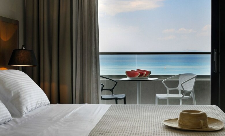 Ostria Sea Side Hotel
