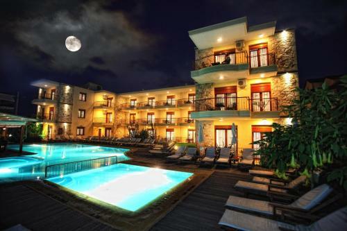 Aparthotel Nereides