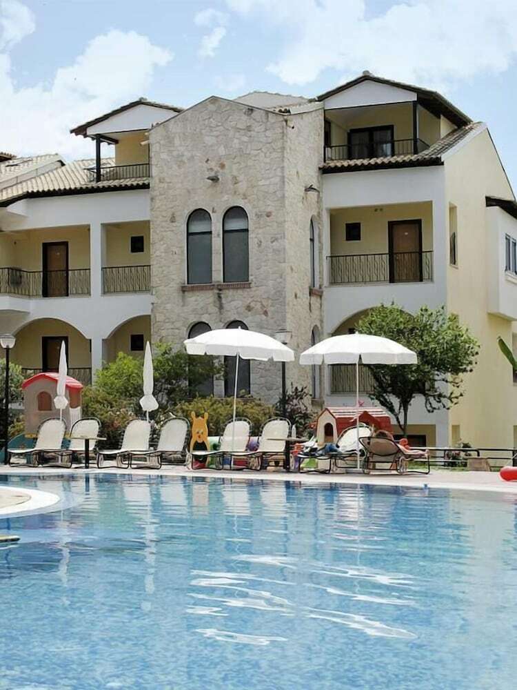 Lesse Hotel