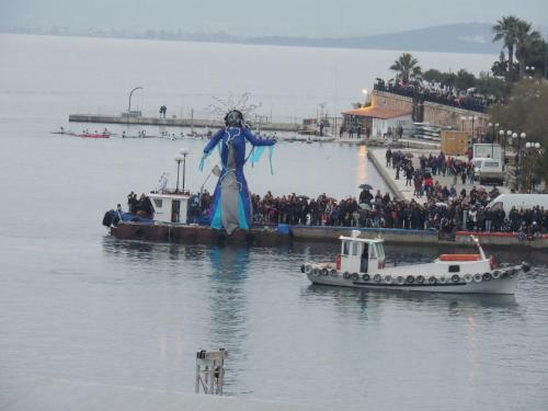 Chalkida Seafront Apartment