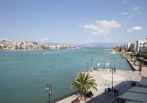 Chalkida Seafront Apartment