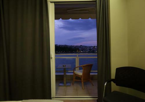 Chalkida Seafront Apartment