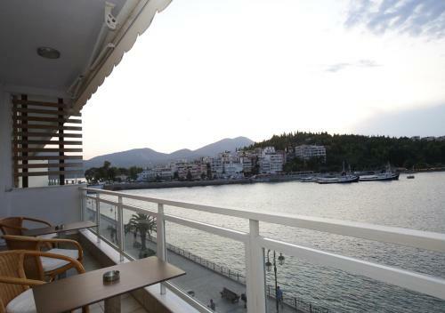 Chalkida Seafront Apartment