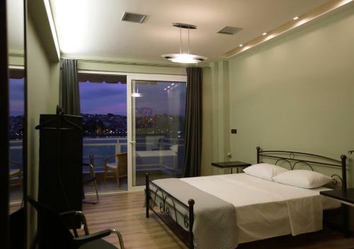 Chalkida Seafront Apartment
