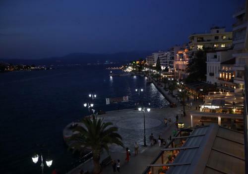 Chalkida Seafront Apartment
