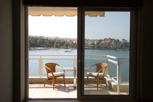 Chalkida Seafront Apartment