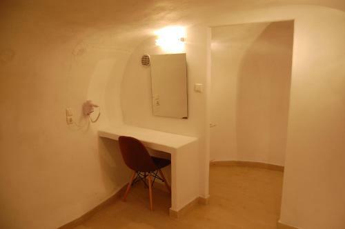 Villa Kalisperis Cave Houses