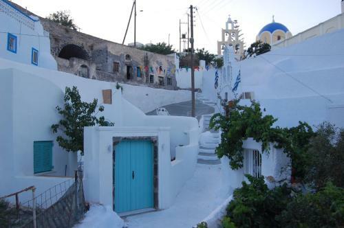 Villa Kalisperis Cave Houses