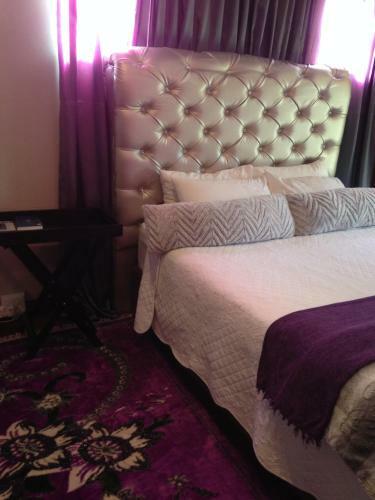 Hostal Victoria Mea Est
