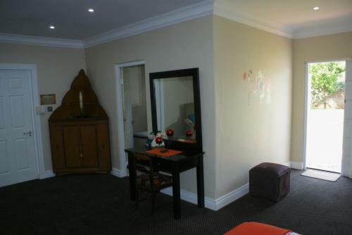 Bed & Breakfast Jolani Guest House