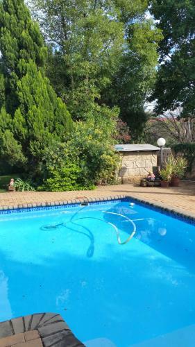 Hostal Little Acorn Guest House