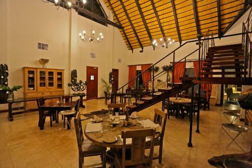 La Rochelle Lodge