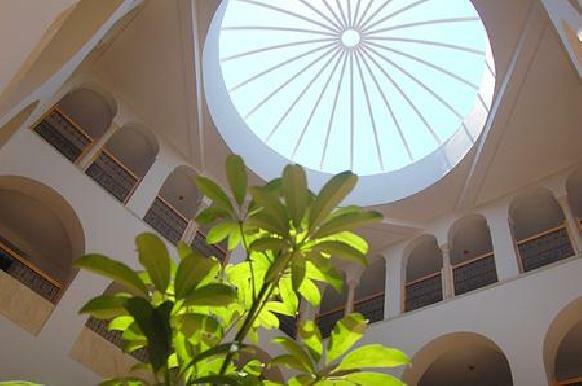 Hotel Miramar Petit Palais