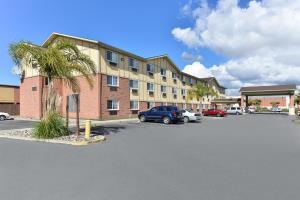 Hotel Americas Best Value Inn - Hayward