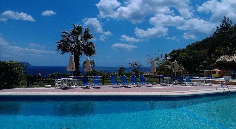 Karavados Hotel