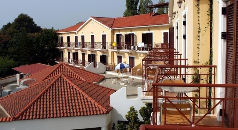 Karavados Hotel