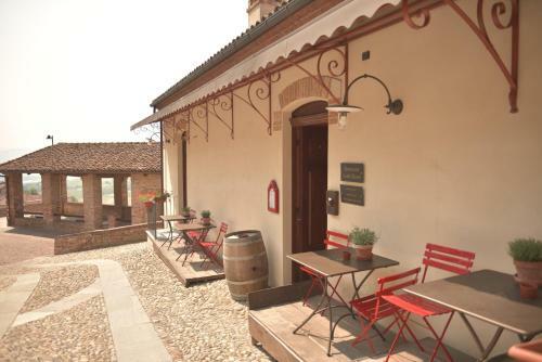 Bed & Breakfast Foresteria Conti Roero