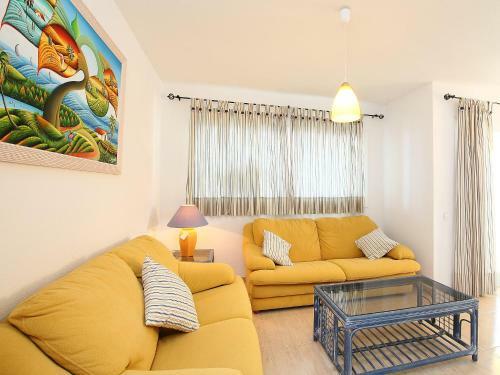 Apartment Gemelos 18