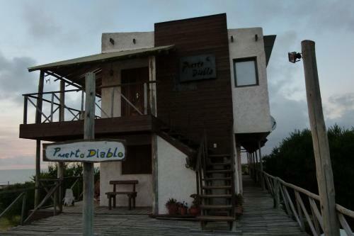 Lodge Caba�as Puerto Diablo