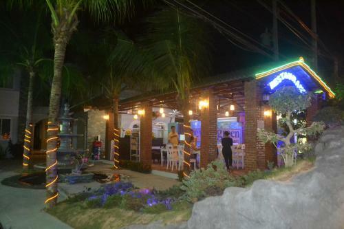 Hotel Evergreen Resort