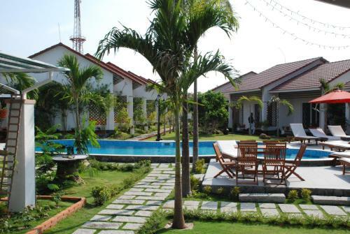 Hotel Kim Village