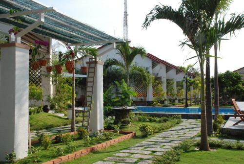 Hotel Kim Village