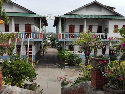 Hostal M-anh Hotel