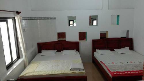 Hostal M-anh Hotel