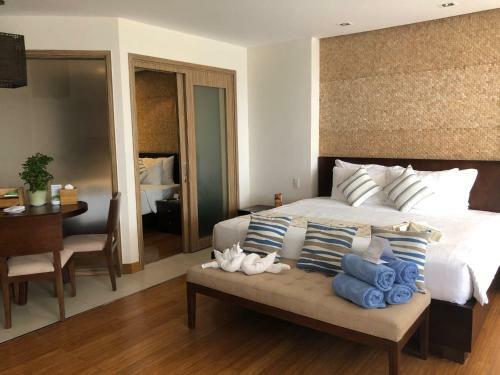 Hotel The Cliff Resort & Residences