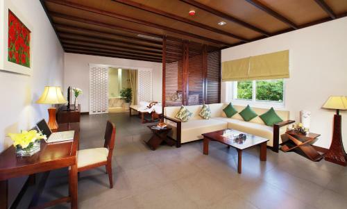 Hotel The Cliff Resort & Residences