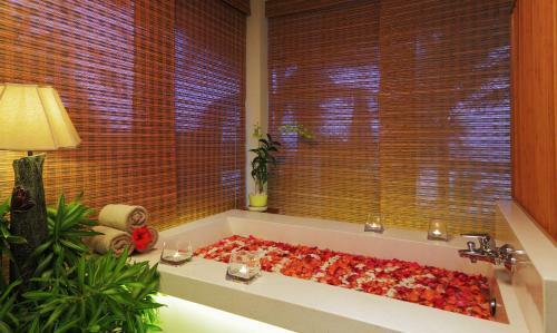 Hotel The Cliff Resort & Residences
