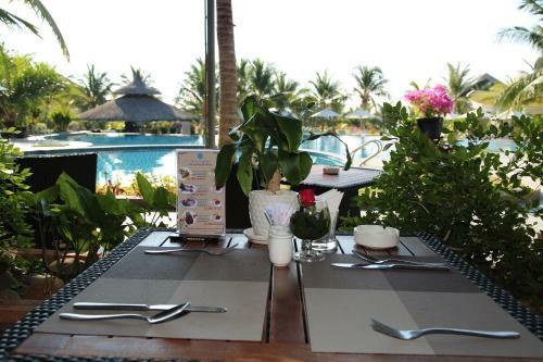 Hotel Sandunes Beach Resort & Spa
