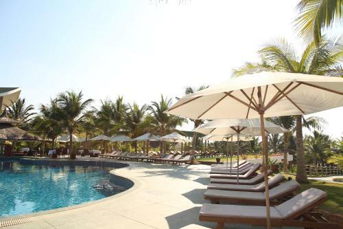 Hotel Sandunes Beach Resort & Spa