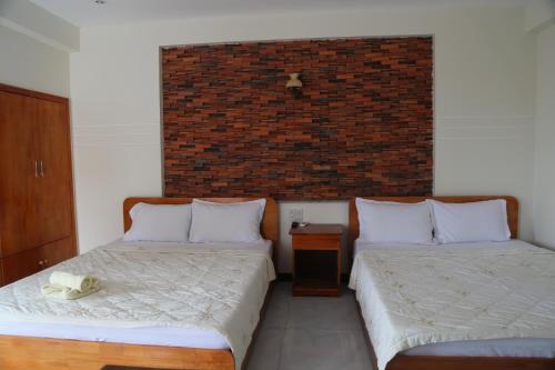 Hostal Suoi Tre Guesthouse