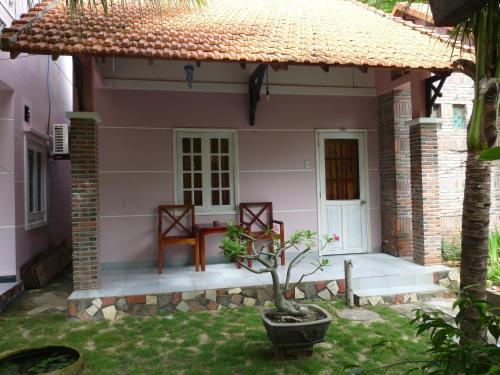 Hostal Suoi Tre Guesthouse