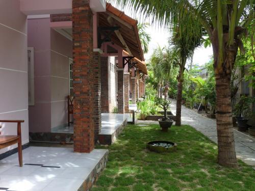 Hostal Suoi Tre Guesthouse