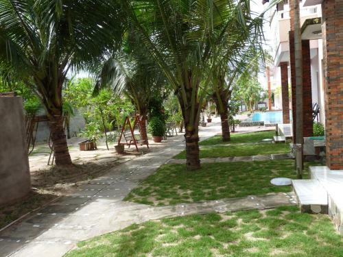 Hostal Suoi Tre Guesthouse