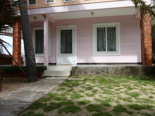 Hostal Suoi Tre Guesthouse