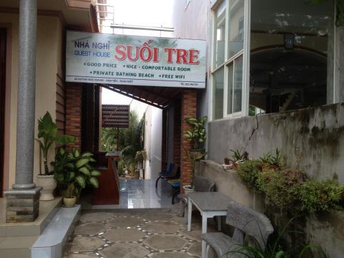 Hostal Suoi Tre Guesthouse