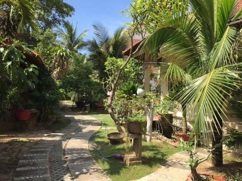 Hostal Nhat Quang Family Beach