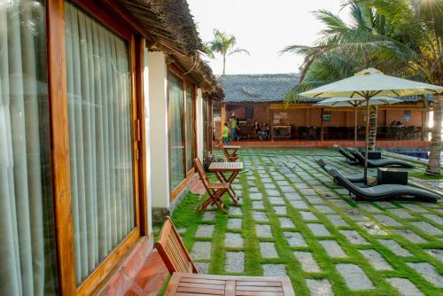 Hotel Ananda Resort